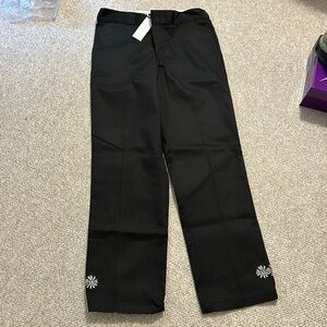 FA and Dickies collab SOLD OUT